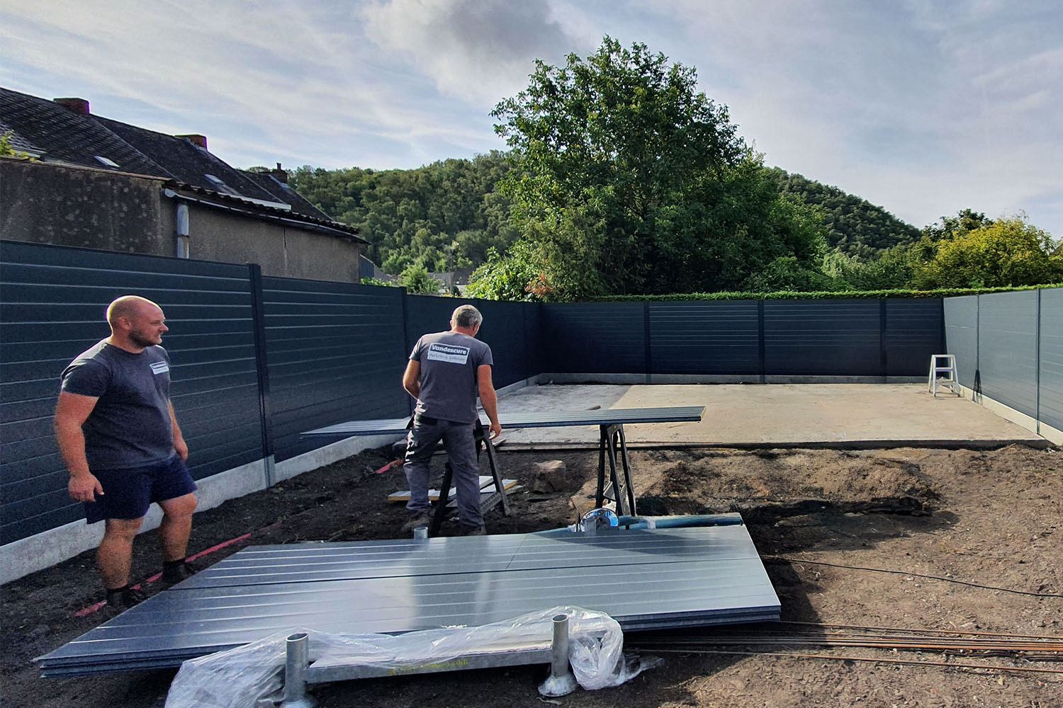 vandescure projet installation cloture pleine occultant jardin